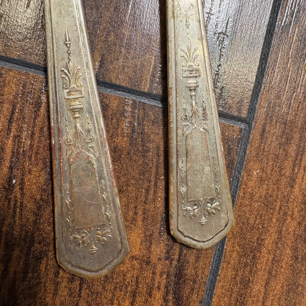 Monroe Silver Co. mixed lot